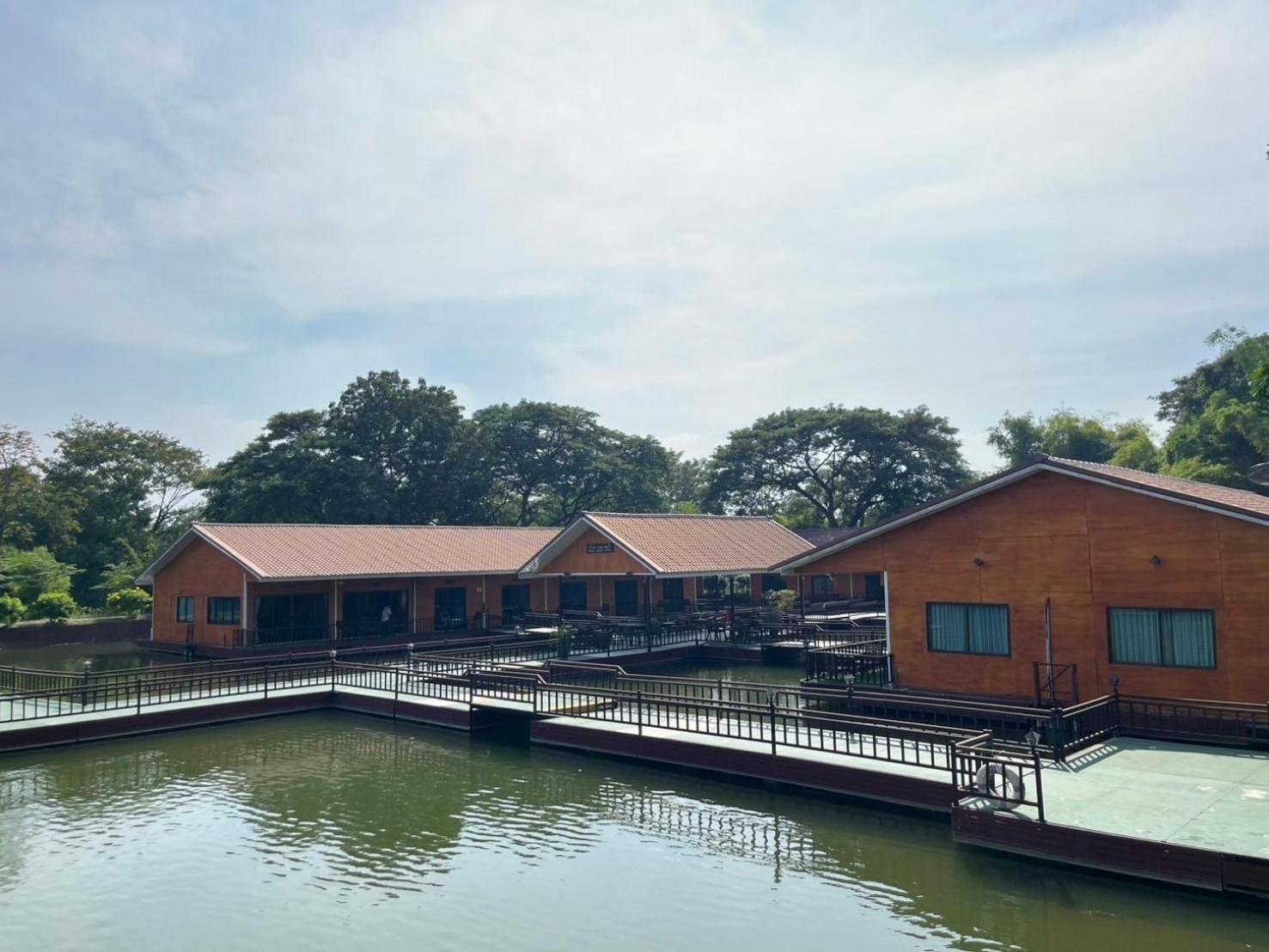 Chawalun Resort Don Tum Luaran gambar