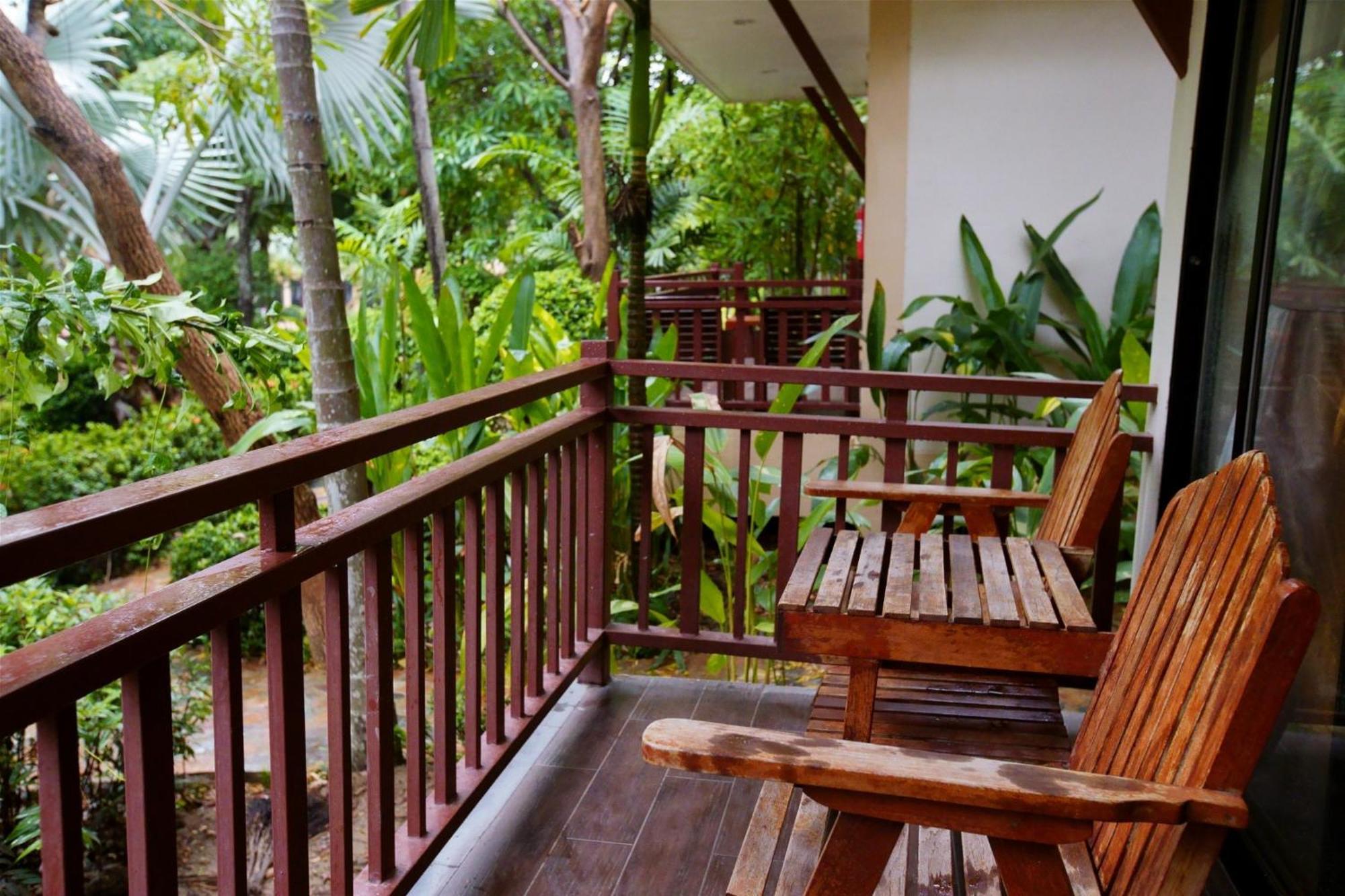 Chawalun Resort Don Tum Luaran gambar
